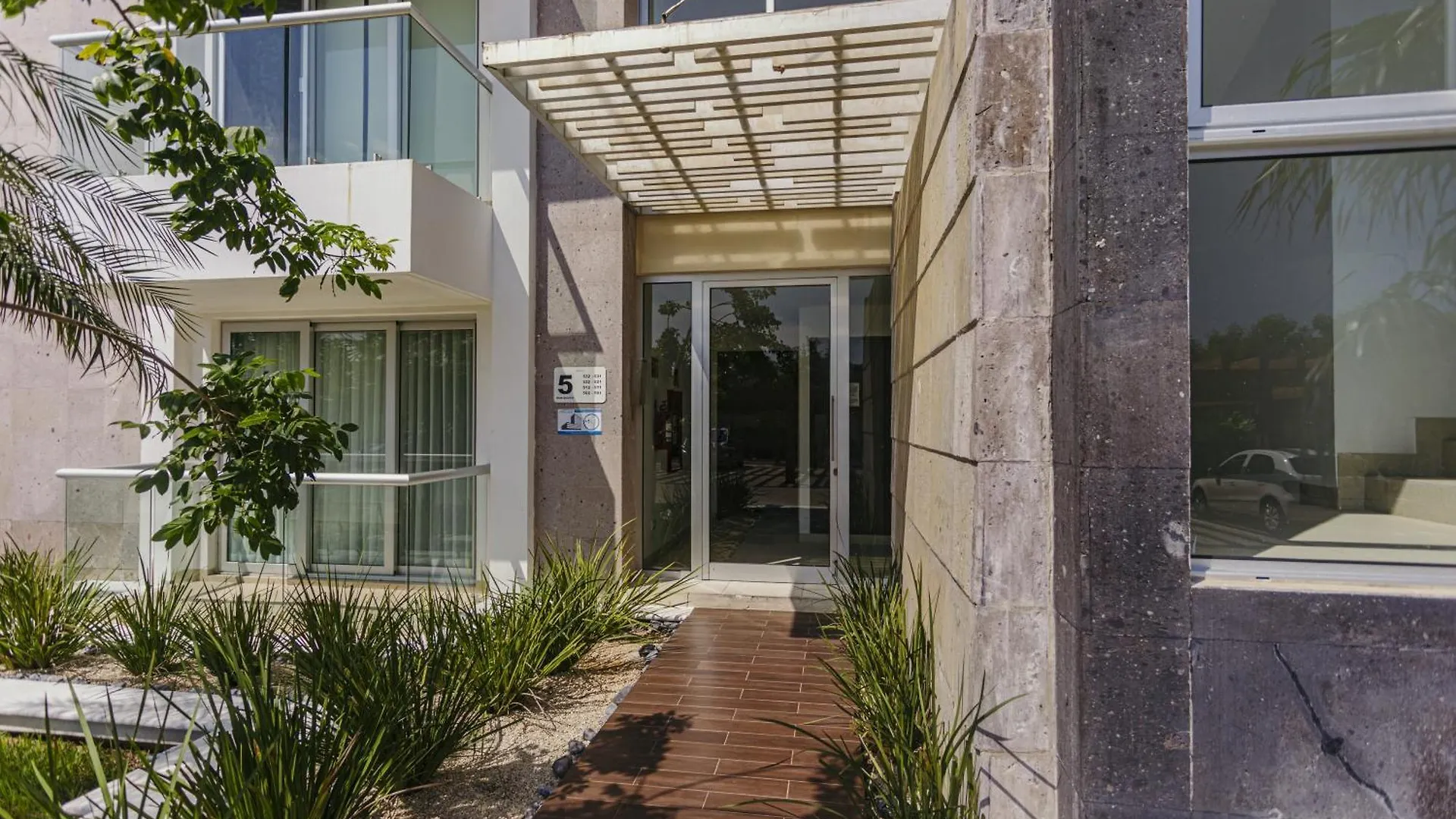 Casa El Encanto Penthouse 532 Sur Condo プレヤデルカーメン アパート